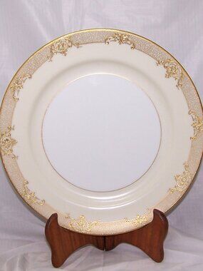 Dinner Plate Cheramy by NORITAKE